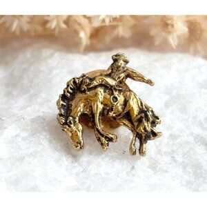 Bucking Bronco Cowboy / Jockey on Horse Vintage Costume Jewelry Brooch